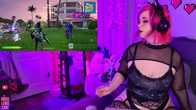 Czat XXX na żywo – Angel-Lewd-Cake