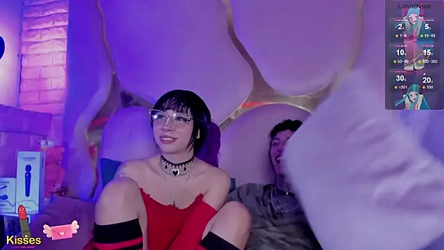 Chatroom XXX en direct de NaniiSisy