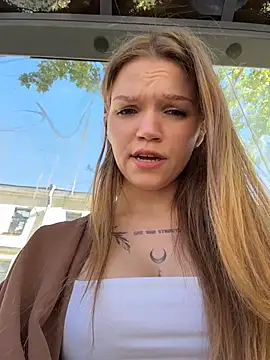 Živý XXX chat StreetSquirt