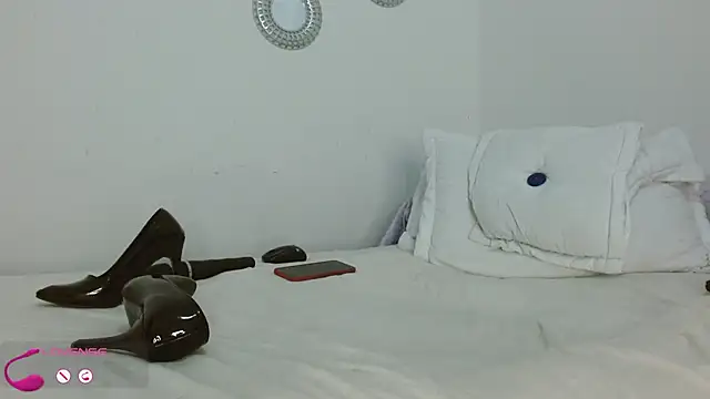 Kendra_wuilliams69 Adlı Modelin Canlı XXX Sohbeti