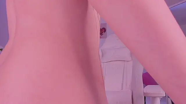 צ'אט XXX בשידור חי של LittlePeach007