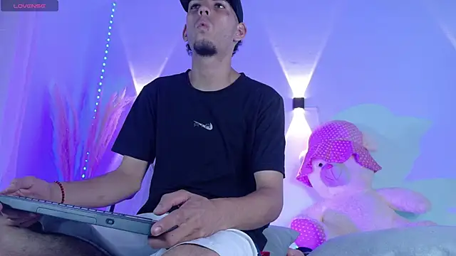 ChocoBunny1's Live XXX Chat