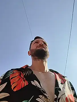 צ'אט XXX בשידור חי של ParevePay