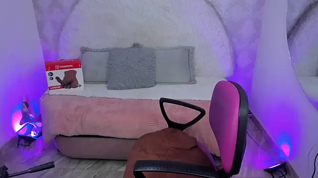 צ'אט XXX בשידור חי של Sarita_jane