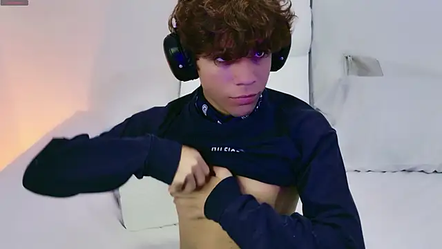 Czat XXX na żywo – Samy_Twink