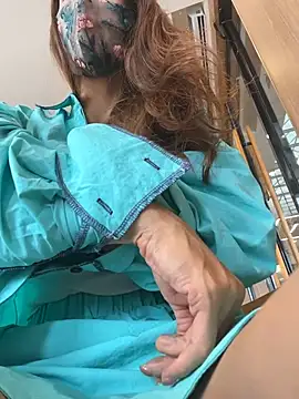 kiss_loo 即時 XXX 聊天