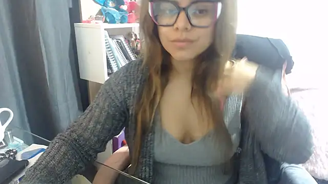 Chat +18 de KatteAngelLat ao vivo