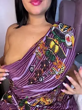 shara_queen1's Live XXX Chat