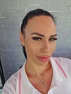 KatiaDivine live XXX chat