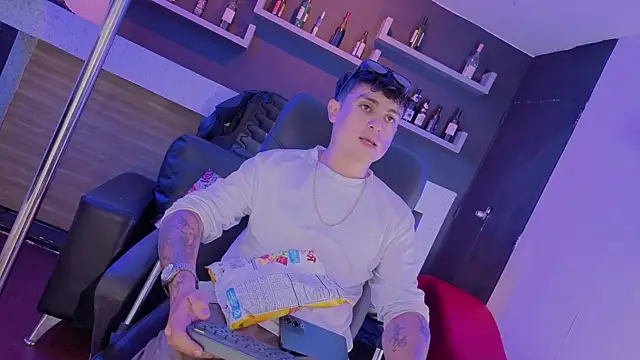 Chat XXX ao vivo de angel_still_