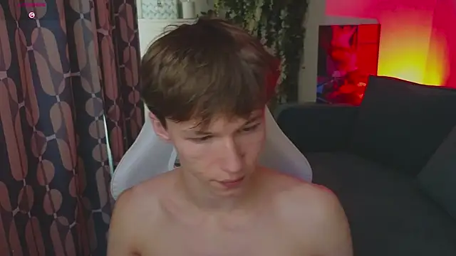 cuMte_boy 现场XXX聊天