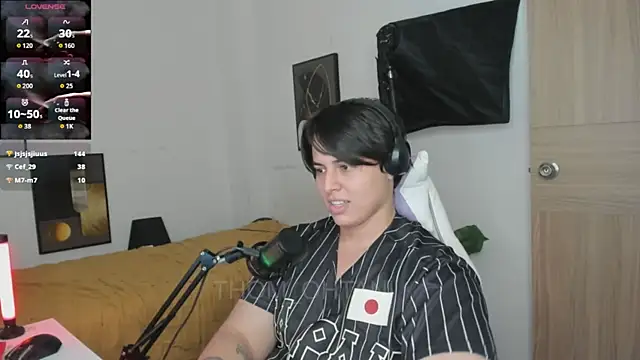 Онлайн чат XXX Thom_Ohtani