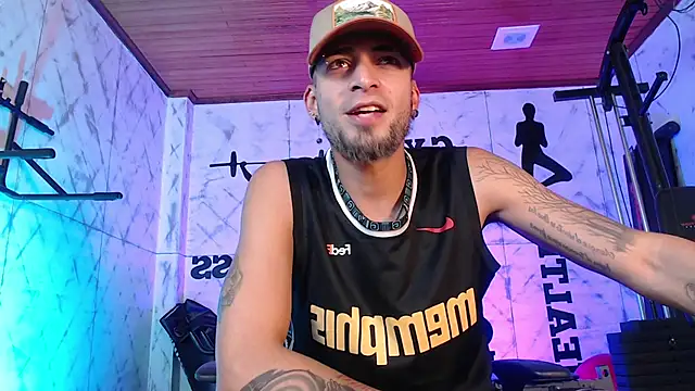DrakeNeumann Live XXX Chat