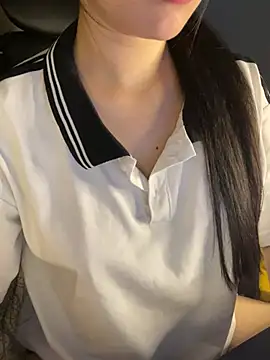 Chatroom XXX en direct de Elise68