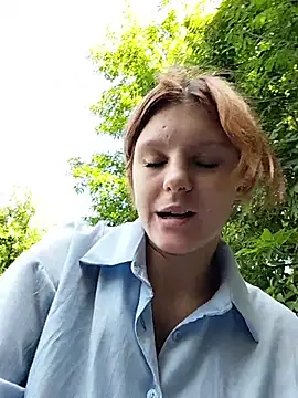 NinaParri Chat XXX in diretta