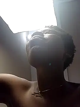 Živý XXX chat slimxxxdool