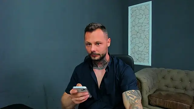 BrianHunts লাইভ XXX চ্যাট