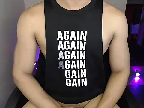 Hot_Muscle69: онлайн-секс-чат
