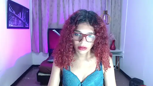 luisa__torres Adlı Modelin Canlı XXX Sohbeti