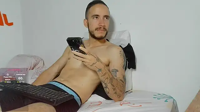 Cmi69n Live XXX chat