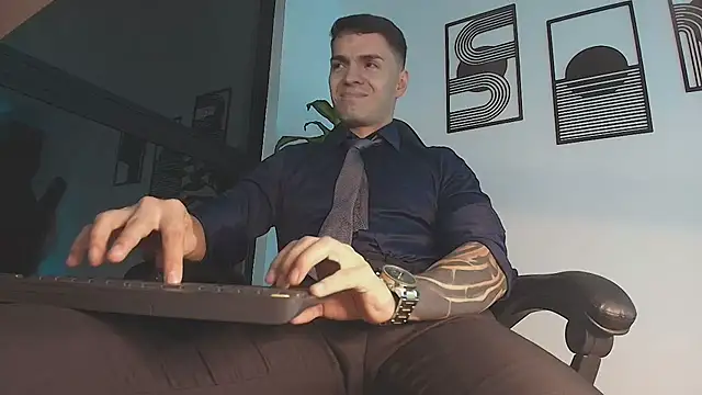 ALPHA_DOMINUS_'s Live XXX Chat