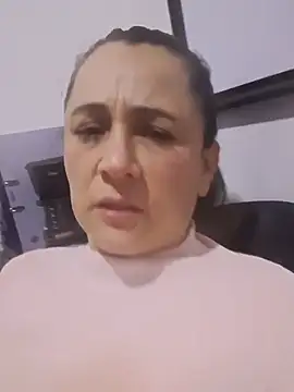 Sex_Annie Chat XXX in diretta