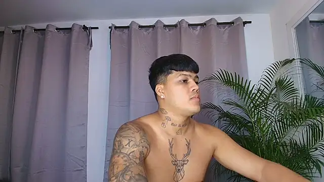 Онлайн чат XXX Rey_steele