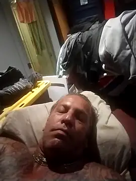 Živý XXX chat AceticPinscher