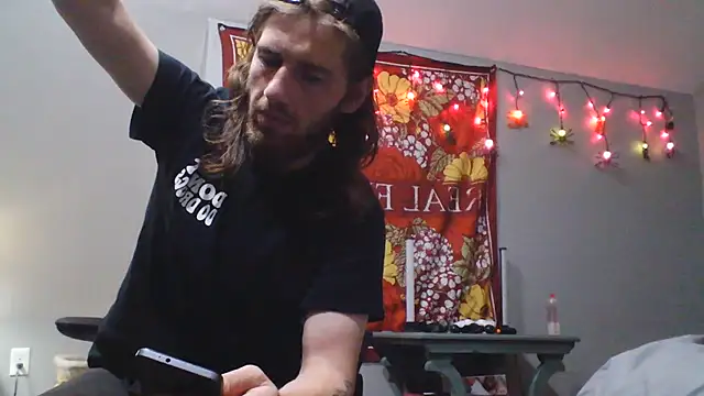 Онлайн чат XXX Explosive_andyy
