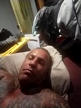 Živý XXX chat AceticPinscher