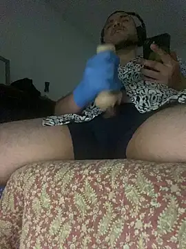 GusanoDelicioso's Live XXX Chat