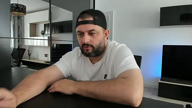 DravenPeak Chat XXX in diretta