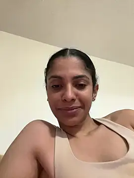 karlatiburcio Show in webcam