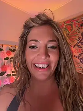 hollyharmd 라이브 XXX 채팅