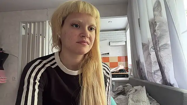 FreedaDeloach's Live XXX Chat