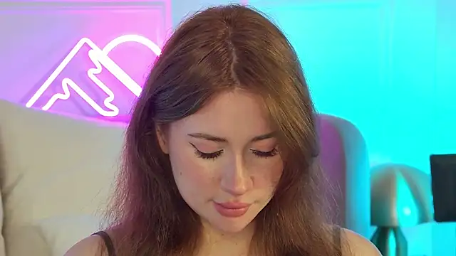 Chat XXX en directo de MeganStrane