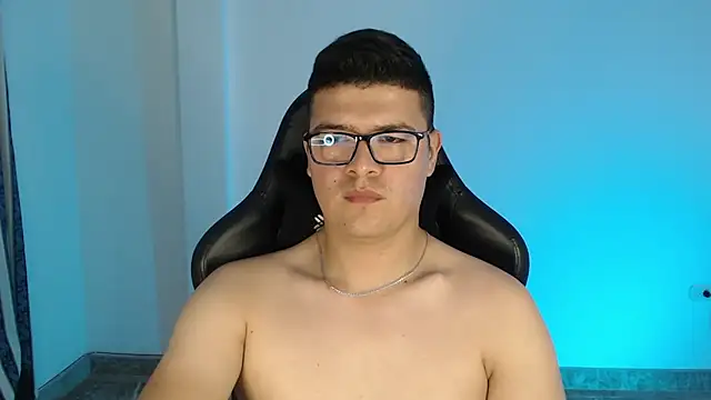 Chat XXX Live Plug_Control