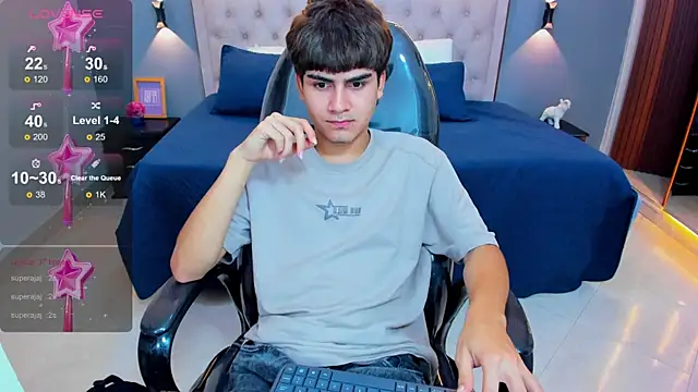 Živý XXX chat Tommy18__