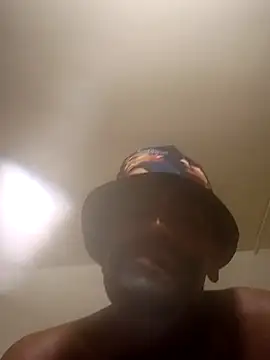 Chat +18 de LA_guy_host ao vivo