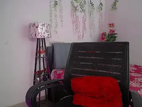 Love_Sundari's Live XXX Chat