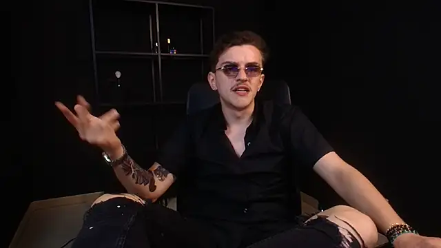 FelixStarkkのライブXXXチャット