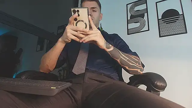ALPHA_DOMINUS_ élő XXX-chatje