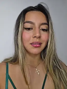 CelesteBlaze_'s Live XXX Chat
