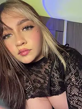 Daniela_ruizz's Live XXX Chat