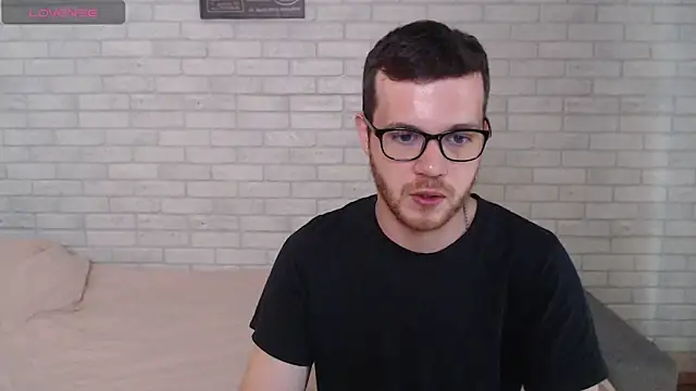 Alexxx_horny: онлайн-секс-чат