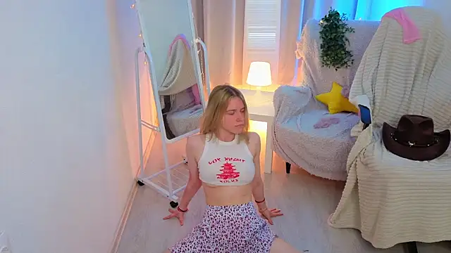 MilanaRayy Live XXX-chat