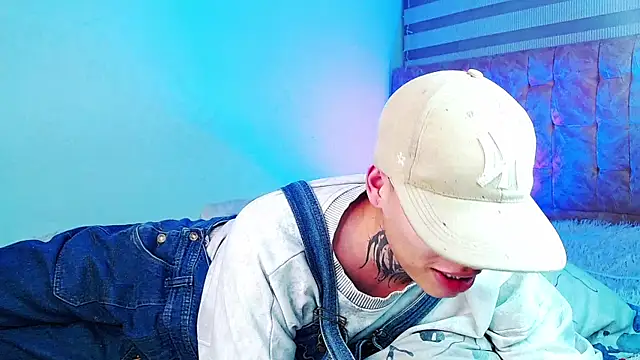 Živý XXX chat _justinmoon2