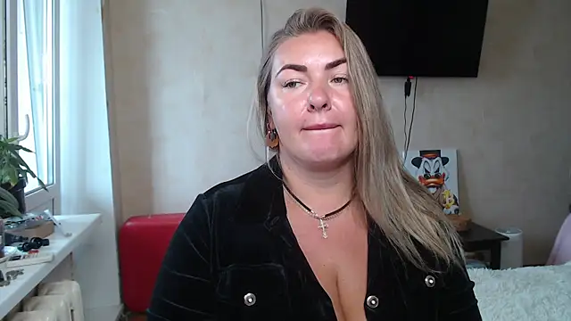 NikaSkylink Chat XXX in diretta