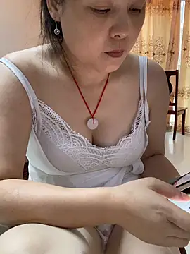 tianwei2567 Chat XXX in diretta