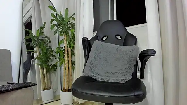 Онлайн чат XXX Christopher_Well